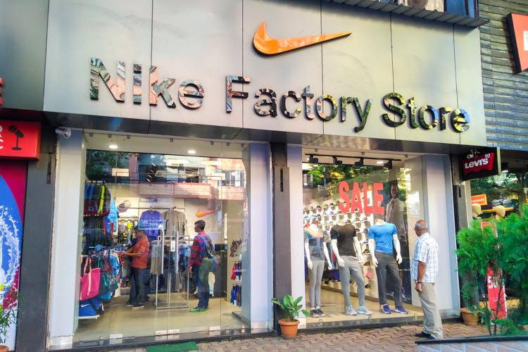 Nike factory store outlet depok